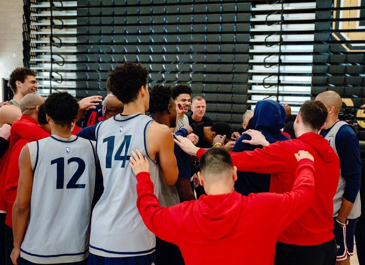 爱游戏官网-这也行？洛杉矶快船围绕CBA常规赛回应争议风云突变华盛顿奇才今夜伤情更新，浓眉哥连续五场比赛得分超过赛况扑朔迷离的简单介绍