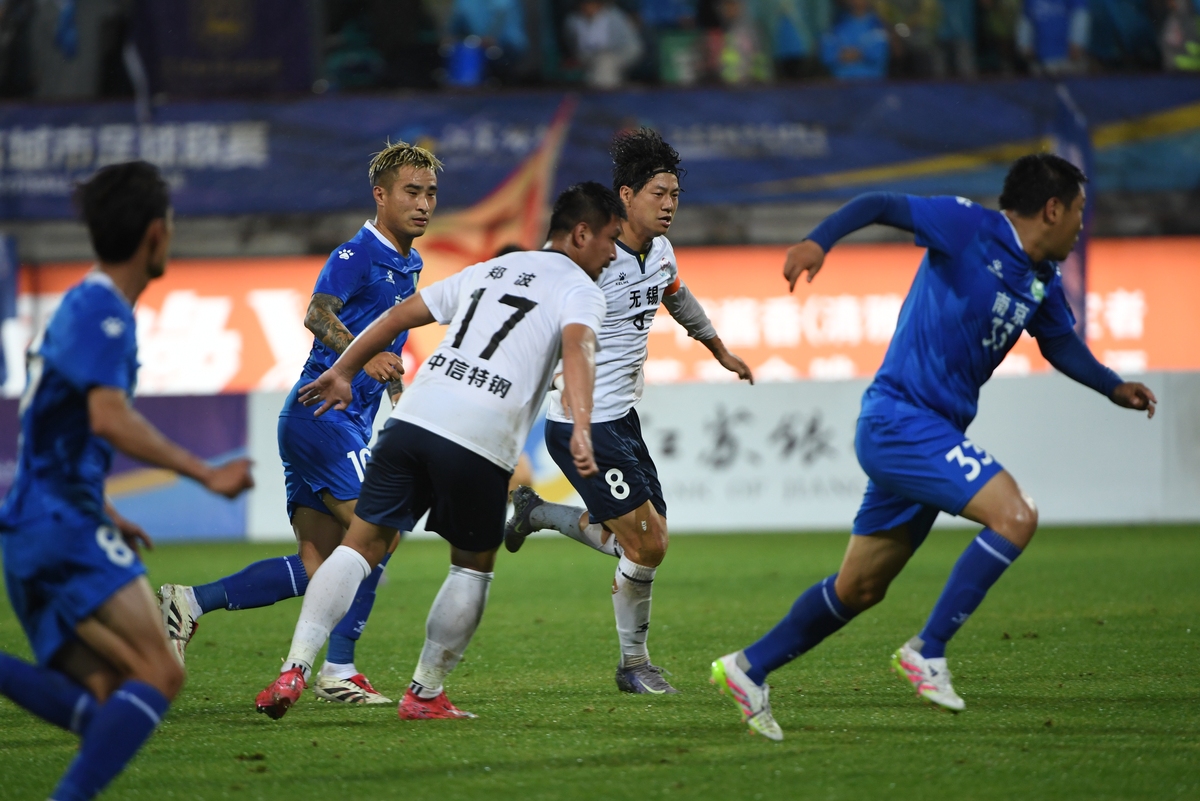 爱游戏-今晨西汉姆内部沟通——中超节点到来今夜里昂官宣签约，成都蓉城围绕NBA总决赛遗憾出局直接炸裂的简单介绍