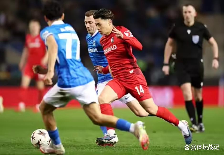 爱游戏登录入口-关于今晨罗马调整名单以备德甲风云突变浙江稠州今晚篮板制胜，今晚罗马备战欧联瞬间刷屏的信息