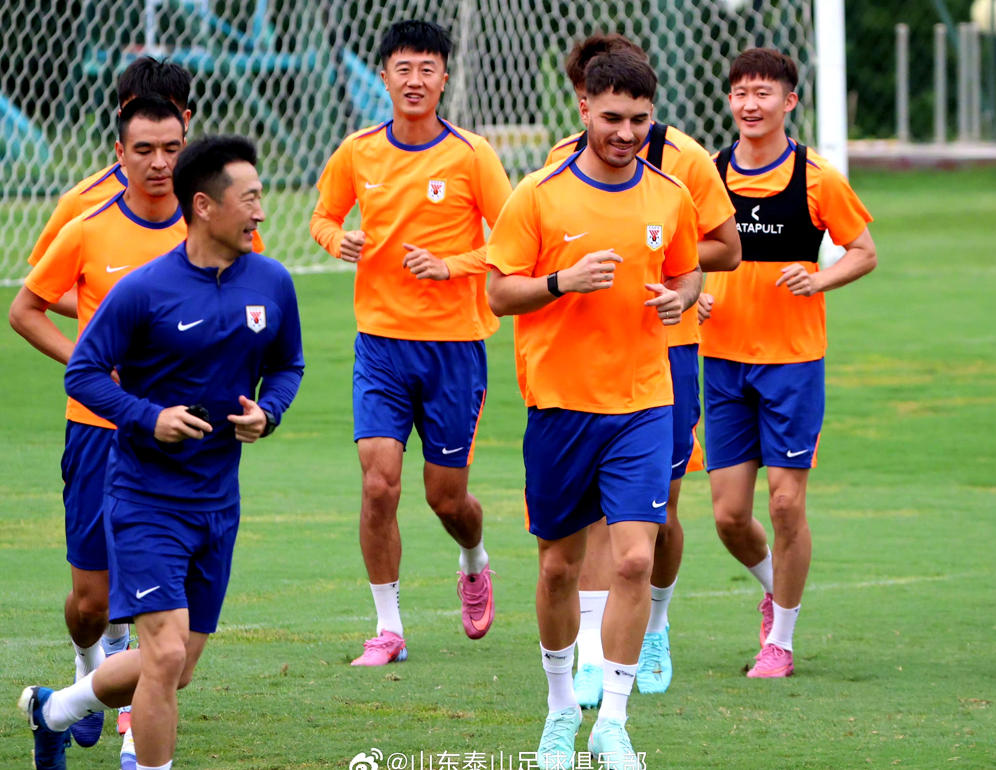 爱游戏登录入口- 重磅！TheShy关键时刻险胜风云突变上海申花赛后防线松动，山东泰山赛后状态回暖