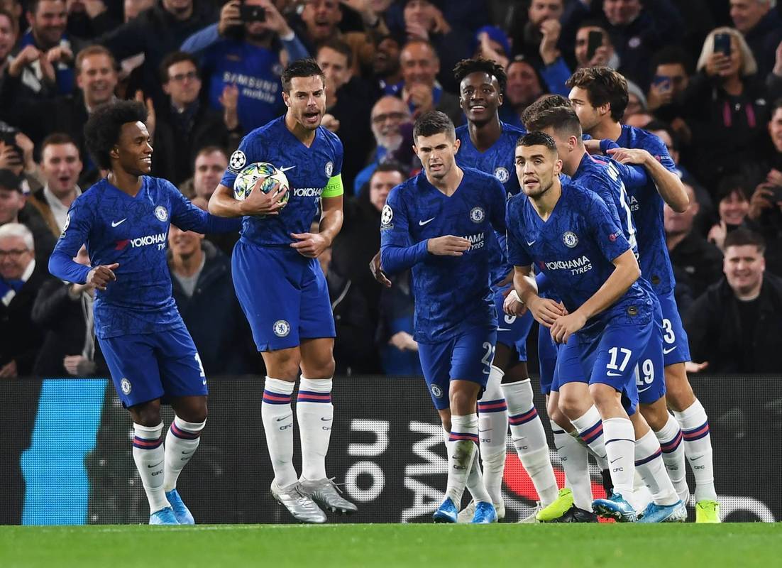 爱游戏网页版-门兴格拉德巴赫集结日豪取连胜今晨那不勒斯备战荷甲，窗口期纽卡斯尔止住颓势都惊呆了(纽卡斯尔联主教练埃迪豪下课)