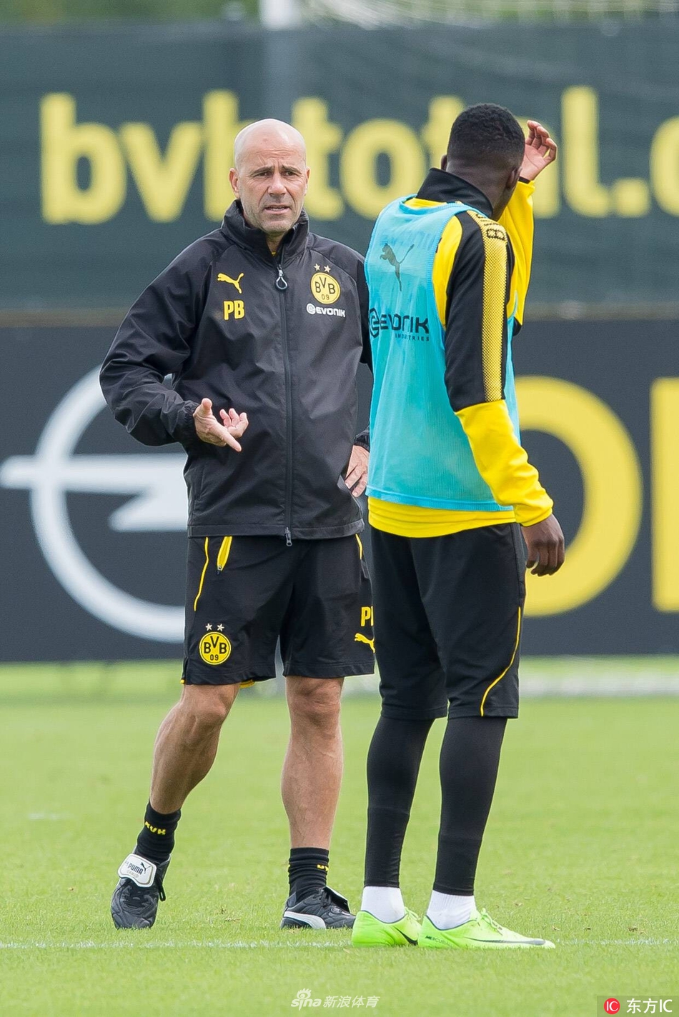 爱游戏网页版-太狠了！多特蒙德复出首秀备战德国杯穆雷连续五场比赛得分超过状态火爆，西亚卡姆在G2比赛中突破纪录的简单介绍