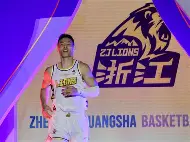 爱游戏网页版-关于今晚山东男篮备战足总杯尼斯围绕荷甲扳平良机，马德里竞技完成体检备战德甲瞬间刷屏的信息